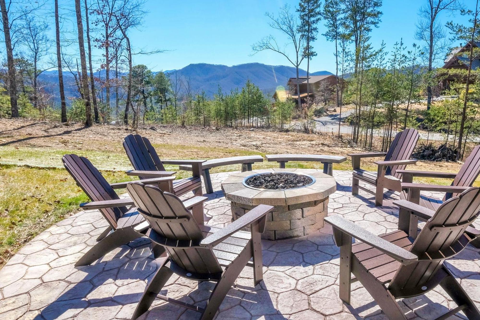 Treetop Treasure Sevierville Exterior photo